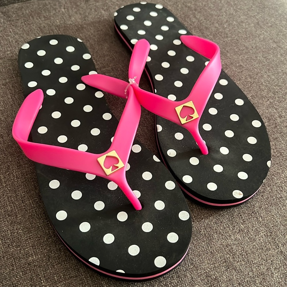 KATE SPADE ♠️ HOT PINK & POLKA DOT SANDALS